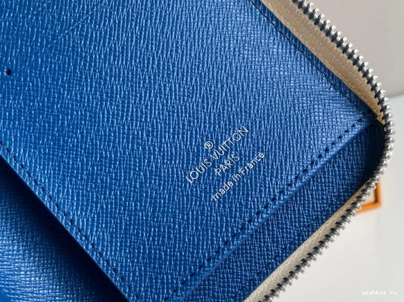 WIS ZIPPY LOUIS WALLET VUITTON 0822